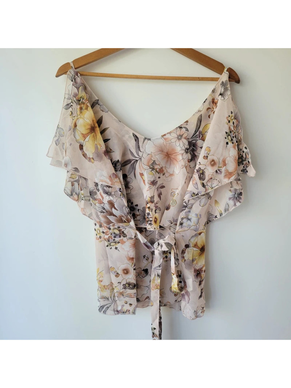 Jeans by Buffalo Sheer Floral Blouse Size Small Womens Tan Tie Waist